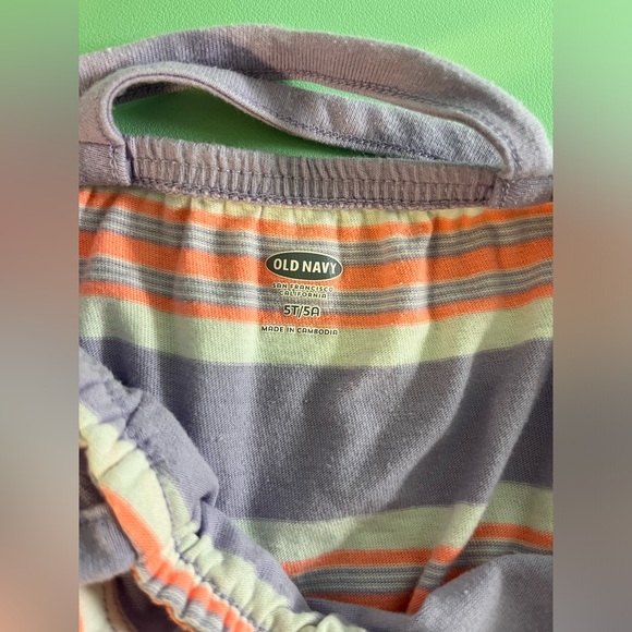 Old Navy Purple & Peach Girl Romper size 5T, toddler clothing, summer clothing - Picture 5 of 6